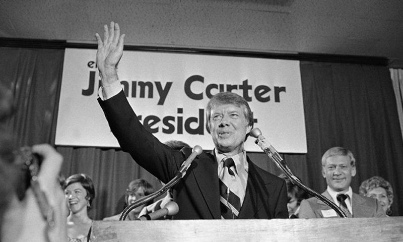 Tổng thống thứ 39 của nước Mỹ kể rằng, UFO có kích thước khá lớn và phát ra ánh sáng trắng.