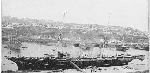 Sa hoàng Nicholas II từng viết trong nhật ký về việc đặt chân lên du thuyền Shtandart rằng vô cùng vui thích khi trở về "ngôi nhà" trên mặt nước.