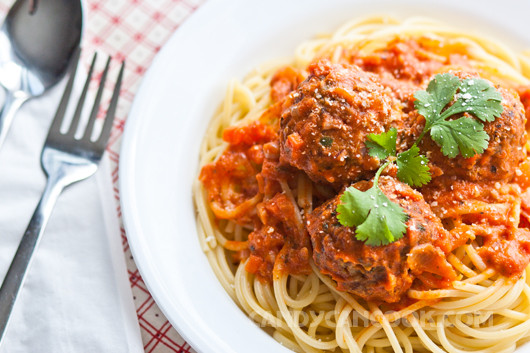 Trước lời giải thích của BBC, nhiều người bày tỏ sự thất vọng, thậm chí không tin rằng bản thân bị lừa một cách dễ dàng đến vậy.