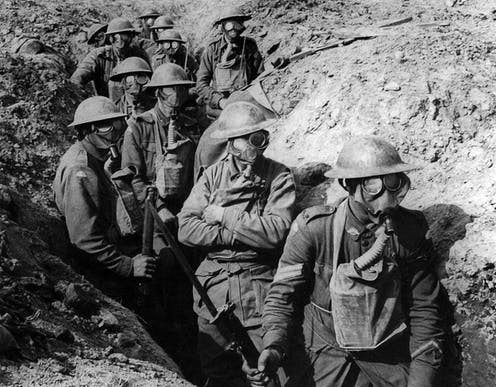 Trong bối cảnh đối đầu với 2 nước mạnh là Nga và Pháp, quân đội Đức tập trung lực lượng tại biên giới của Bỉ. Giới chức Đức lựa chọn Bỉ làm nơi sẽ vượt qua đầu tiên để tấn công xâm lược Pháp.