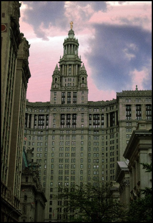 Kiến trúc kiên cố và hiện đại của Tòa thị chính ở New York, Mỹ.