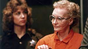 Tội ác của Dorothea bị phanh phui khi người dân sống xung quanh nhà trọ của bà ở California báo cáo giới chức trách về việc có mùi hôi thối kỳ lạ vào tháng 7/1988.