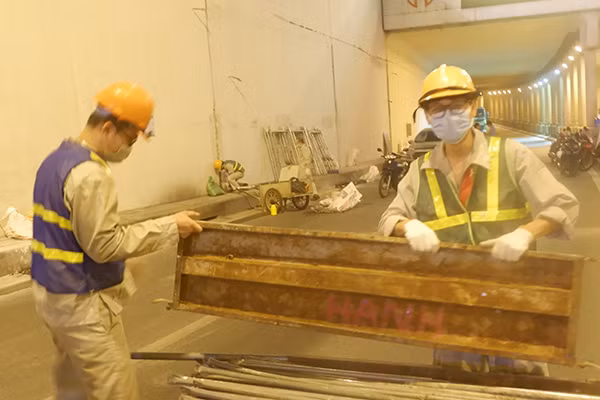 Việc tu sửa sẽ được thực hiện trong 30 ngày, trong đó, chiều từ Đại Cồ Việt đi Xã Đàn thi công trong 10 ngày, chiều ngược lại thi công trong 20 ngày. 