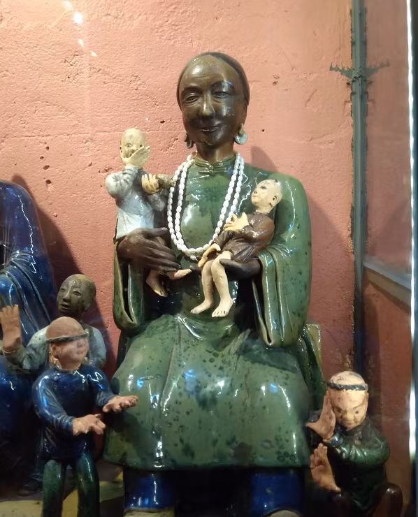 Nhung chuyen ung nghiem linh thieng tai ngoi chua cau tu noi tieng Sai Gon-Hinh-2