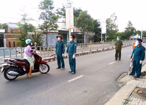 Ha Noi nguy co “bung” dich manh, lam gi bao ve ban than luc nay?-Hinh-2