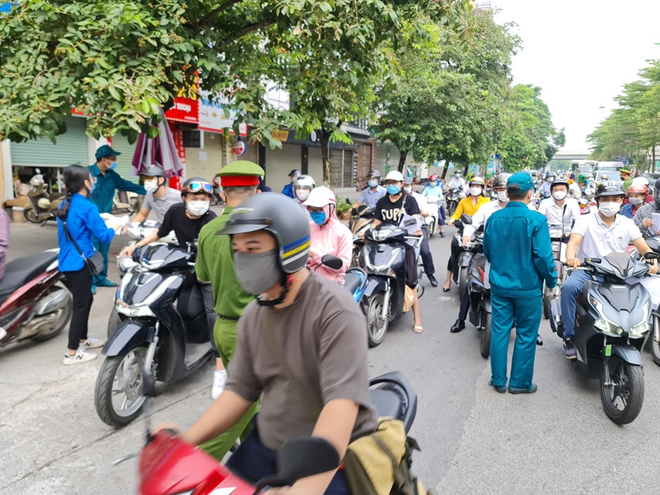 Việc kiểm tra lịch trực, lịch làm việc vẫn chưa thực hiện triệt để. 