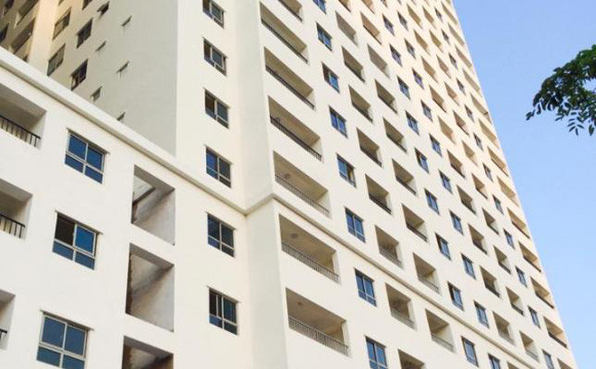 Sáng nay, nhiều người thân được chia ra lo hậu sự cho cháu tại nhà tang lễ, có người ở nhà chuẩn bị đồ lễ. Một người chú rể của Q.A. chia sẻ, bố mẹ cháu đã ly hôn từ vài năm nay. Q.A sống với mẹ và bố dượng, người cha ruột sống cách đó không xa. 