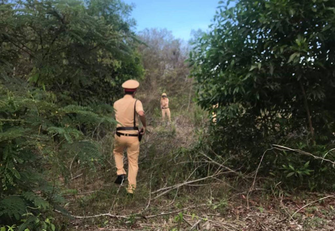 CSGT ban chi thien, truy duoi nguoi vi pham giao thong