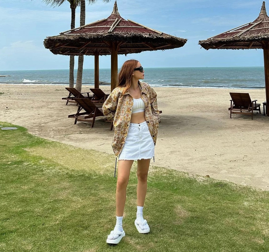 Tham khao thoi trang du lich tre trung cua Yen Trang-Hinh-4