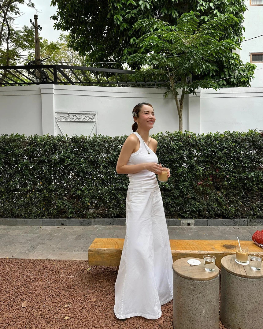 Tham khao thoi trang du lich tre trung cua Yen Trang-Hinh-7