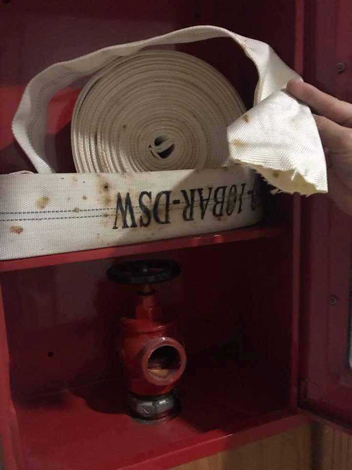 Vết cắt các đầu phun vẫn còn mới (Ảnh: A.V)