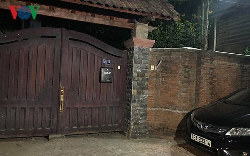 Nhà ông Trần Văn Minh đang đóng cửa. (Ảnh: Hải Sơn)