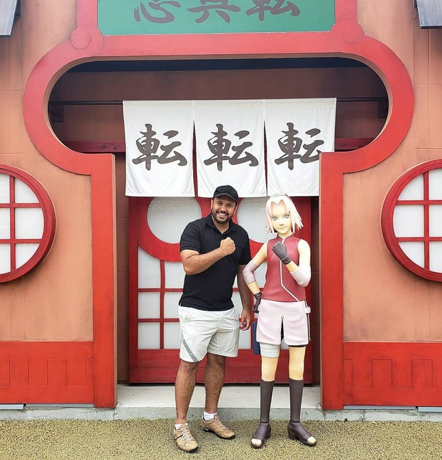 Khách tham quan thích thú với những bức tượng nhân vật (Ảnh: @rodrigo.ramoss_)