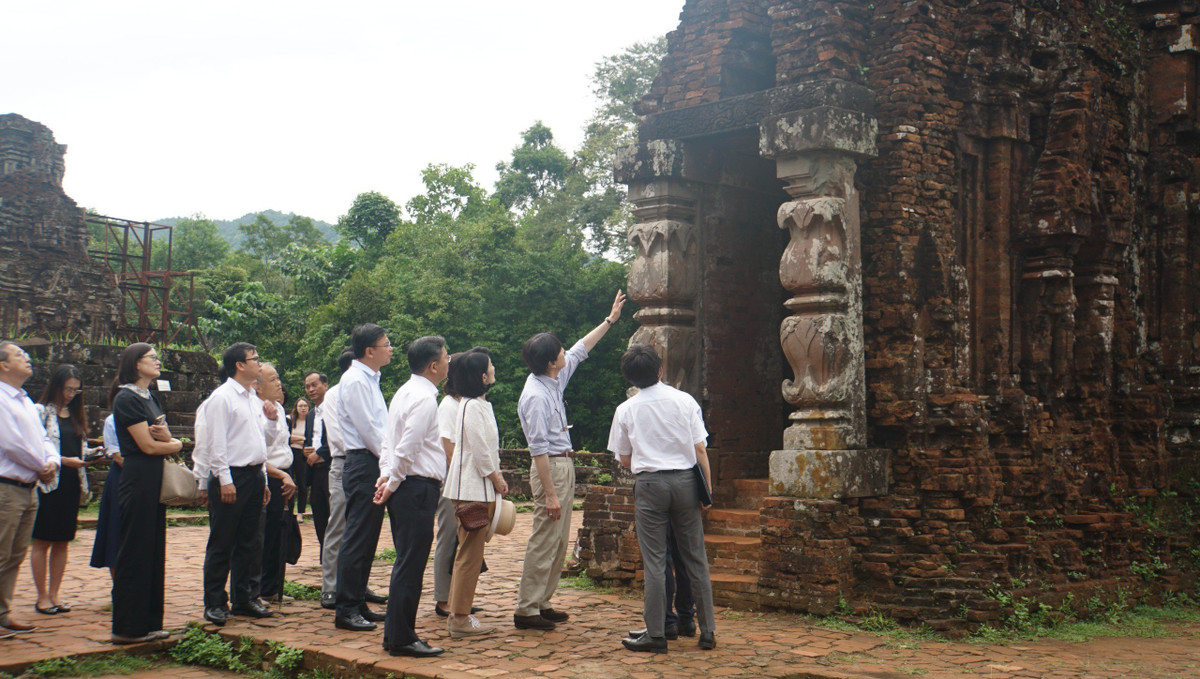 Đây cũng là chuyến thăm Việt Nam đầu tiên của Hoàng gia Nhật Bản sau 6 năm kể từ chuyến thăm của Nhà vua và Hoàng hậu Nhật Bản năm 2017.