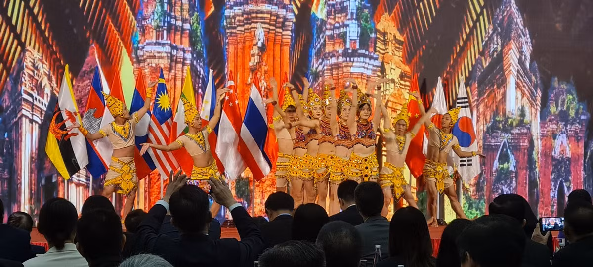 Trong khuôn khổ tuần lễ diễn ra sự kiện, còn có Hội nghị AMRI+3 lần thứ 7; hội nghị SOMRI lần thứ 20 và SOMRI+3, SOMRI+ Nhật Bản.