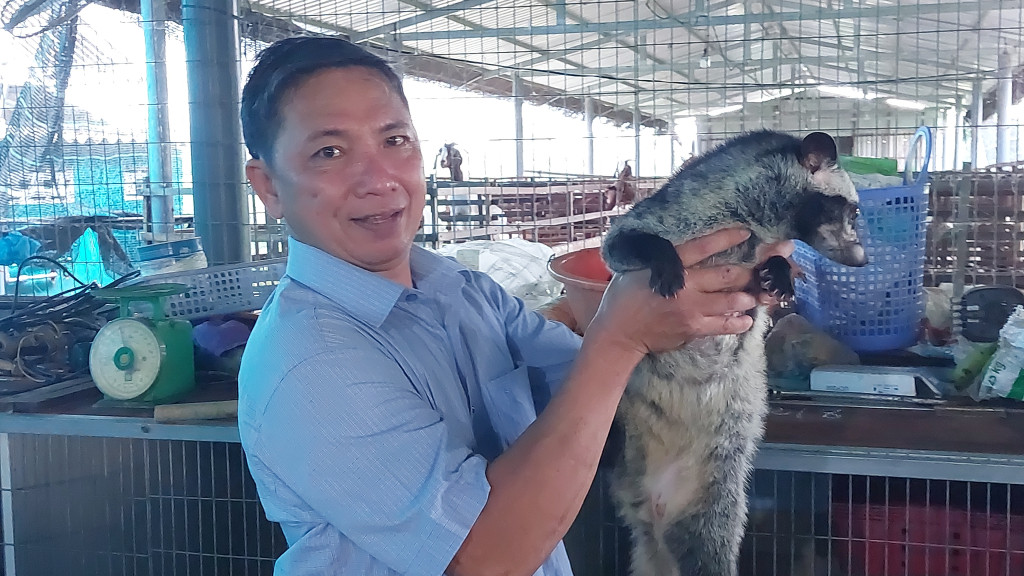 Nuoi chon huong, mot nong dan o Long An thu nua ty moi nam-Hinh-2