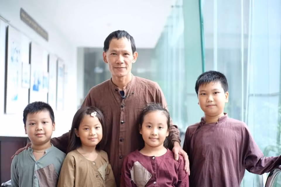 NSUT Ta Tuan Minh: No luc vuot kho khan de cham toi qua ngot-Hinh-2