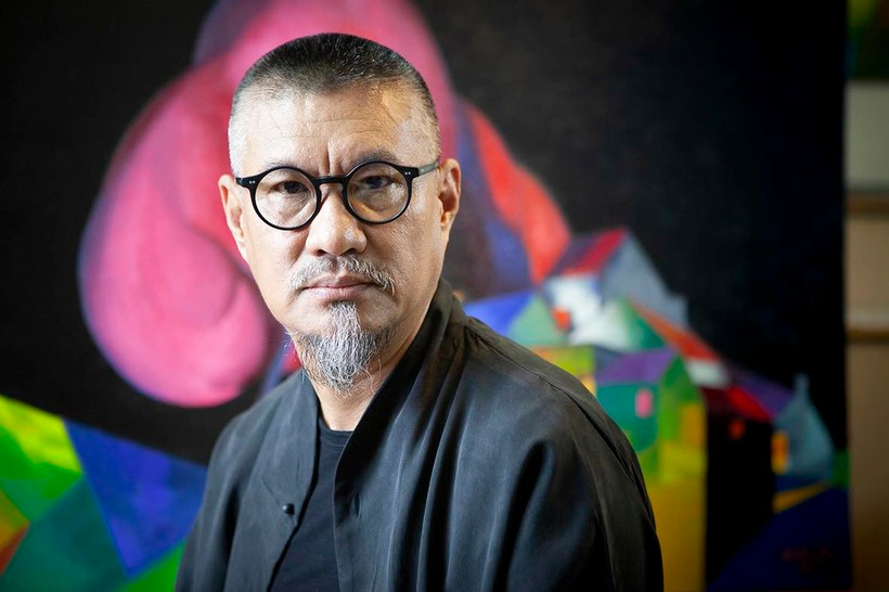 Họa sĩ Đào Hải Phong yêu mùa thu và hoài niệm thu đến ám ảnh. Anh gửi gắm nỗi niềm vào tranh, biến những ký ức hiện thực trở thành bình yên đến phi lý.