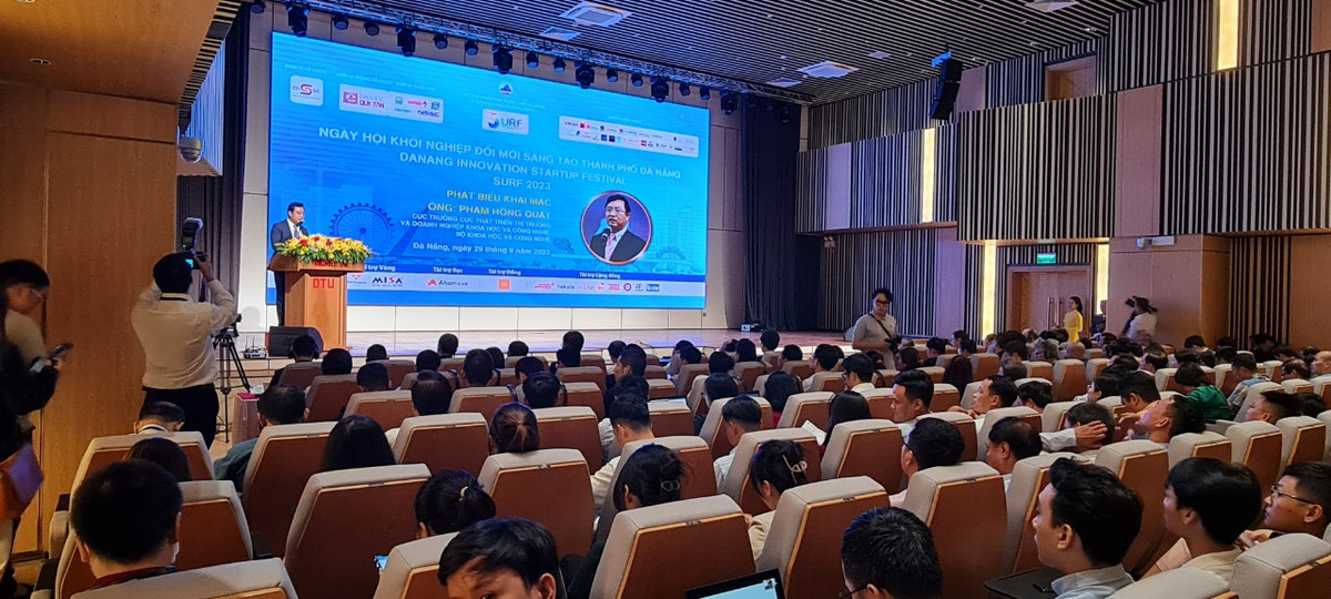 Da Nang: Soi dong Ngay hoi khoi nghiep doi moi sang tao SURF 2023-Hinh-3