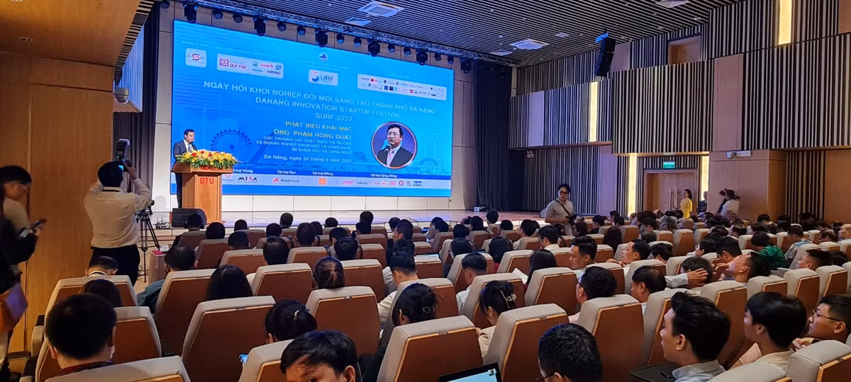 Da Nang: Soi dong Ngay hoi khoi nghiep doi moi sang tao SURF 2023-Hinh-3