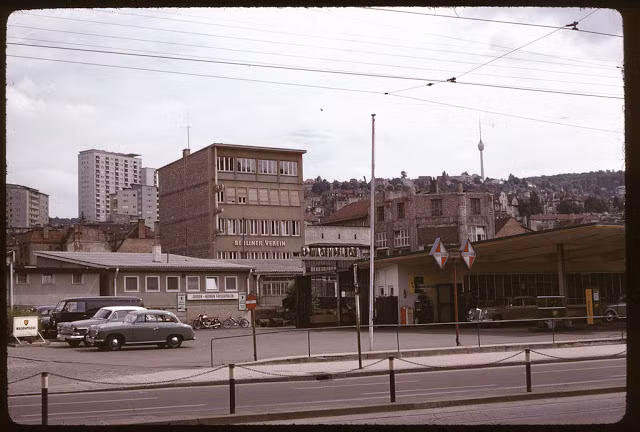 Nhà ga BP ở Stuttgart hồi tháng 7/1958.