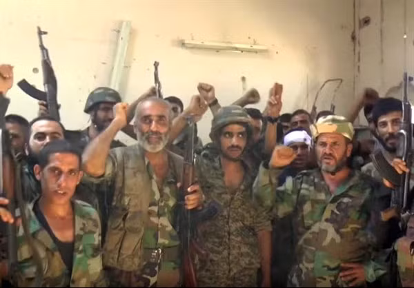 ...đồng thời cắt đứt tuyến đường tiếp tế của bọn chúng ở khu vực phía nam và tây nam Aleppo.