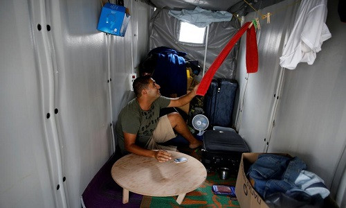 Cuoc song khon kho cua nguoi ti nan “ket” tren dao Hy Lap