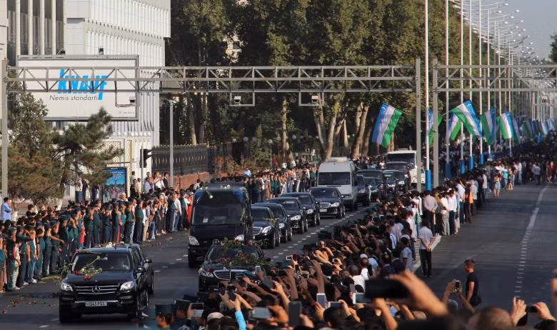 Tổng thống Islam Karimov qua đời vào ngày 2/9/2016 sau khi nhập viện vì đột quỵ.