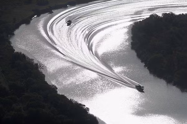 Lực lượng Mỹ tuần tra khu vực biên giới Mỹ-Mexico gần McAllen, bang Texas (Mỹ), ngày 18/8/2016.