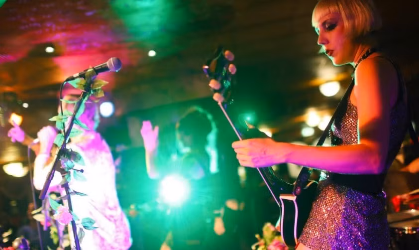 Cuoc song ban dem o thu do Berlin: Phieu luu ky thu-Hinh-8