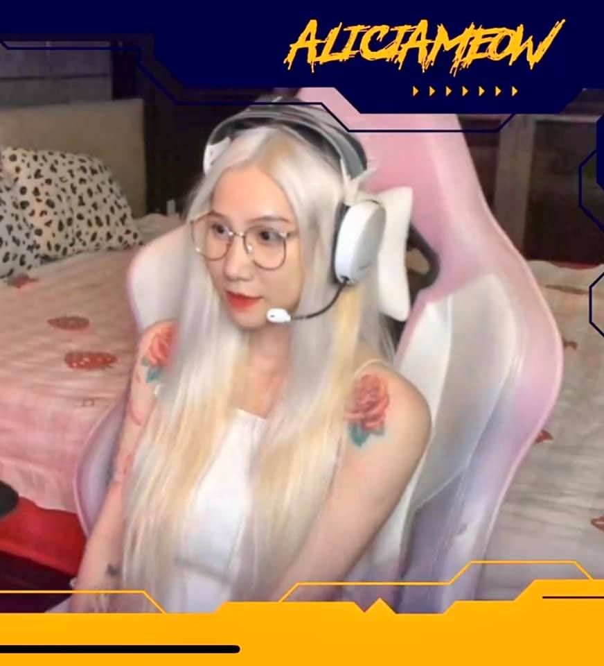 Sau khi vướng lùm xùm tình cảm và bị tố "nợ nần ở rể", Alicia mất nhiều người ủng hộ và phải tạm dừng hoạt động.