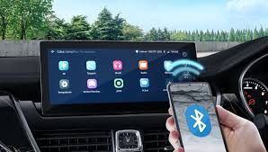 Từ phiên bản 2.0 năm 2004, Bluetooth bắt đầu phổ biến mạnh mẽ nhờ tốc độ cao hơn, dẫn đầu là tai nghe không dây, sau đó là bàn phím, loa, xe hơi, thiết bị y tế và cả nhà thông minh.(Ảnh: Wuling)
