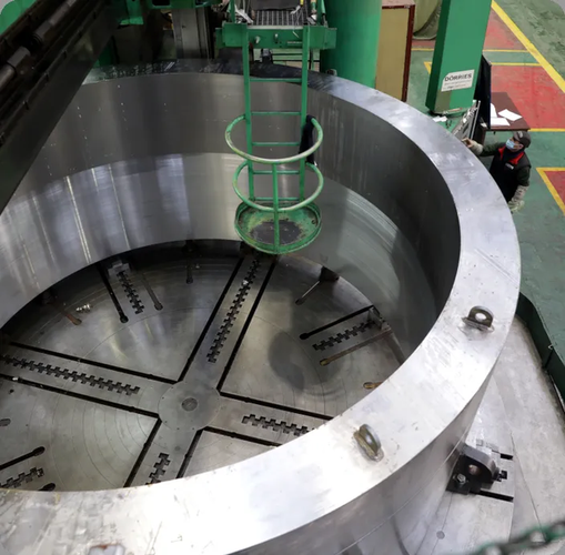 Lò phản ứng hạt nhân VVER-1200, một " kiệt tác công nghệ" được sản xuất bởi ROSATOM của Nga, là một trong những lò phản ứng mạnh nhất và hiện đại nhất thế giới, chỉ có 6 chiếc đang hoạt động tính đến năm 2025. (Ảnh: AEM Technologies)