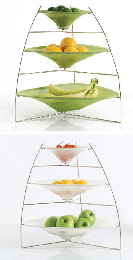 Chiếc giá đựng hoa quả nhiều tầng ấn tượng.