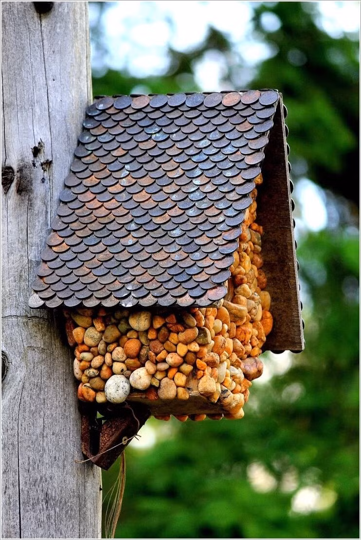 Tổ chim từ đá sỏi đẹp mắt.