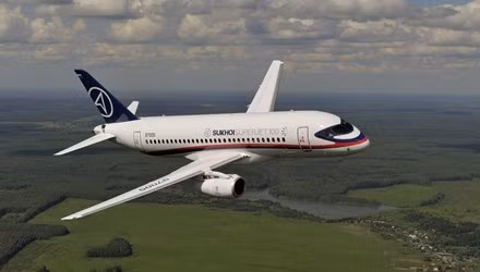Dự định cung cấp máy bay Sukhoi Superjet 100 đến Việt Nam đã được Thứ trưởng Công nghiệp và Thương mại Nga Viktoror Evtukhov tuyên bố từ hồi tháng 9/2014 sau cuộc họp của Ủy ban liên chính phủ Nga - Việt Nam.