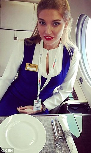 Tân Hoa hậu tiếp viên hàng không Nga sở hữu nhan sắc ưa nhìn và được đánh giá là có phong cách làm việc chuyên nghiệp.