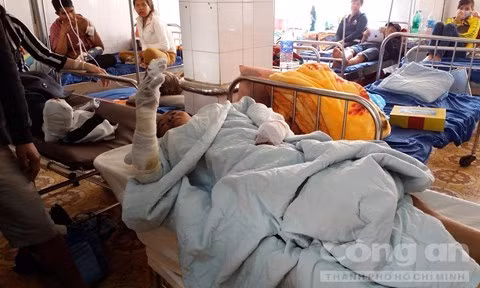 Thuong tam be trai 13 thang tuoi chay nhu duoc vi bong xang-Hinh-2