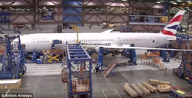 Máy bay phản lực hai động cơ Dreamliner 787-9 có sức chở từ 250-290 hành khách, có giá khoảng 189-200 triệu USD.