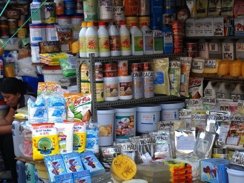 UBND TP HCM cũng đã yêu cầu các sở ngành liên quan vào cuộc tiến hành quy hoạch khu tập trung kinh doanh hóa chất để di dời "chợ tử thần" Kim Biên nhưng từ nhiều năm qua là địa điểm kinh doanh, kho chứa hóa chất nguy hiểm nhất trên địa bàn TP HCM.