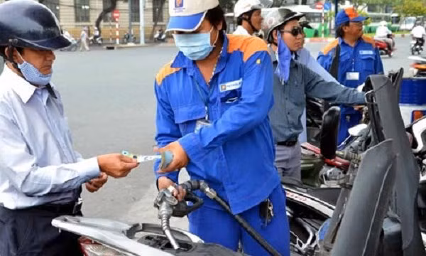 Gia xang hom nay 18/12 co the se giam