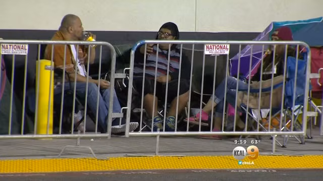 Dung leu suot 8 ngay cho mua sam ngay Black Friday