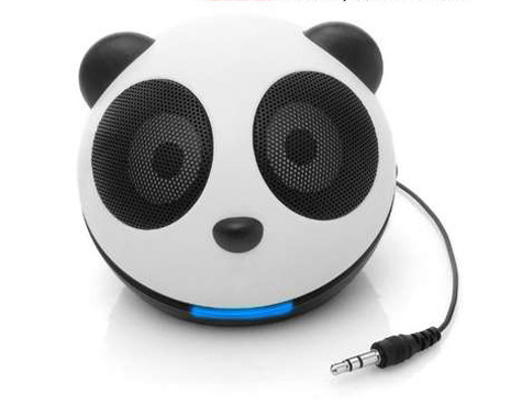 Chiếc loa hình gấu trúc ngộ nghĩnh.