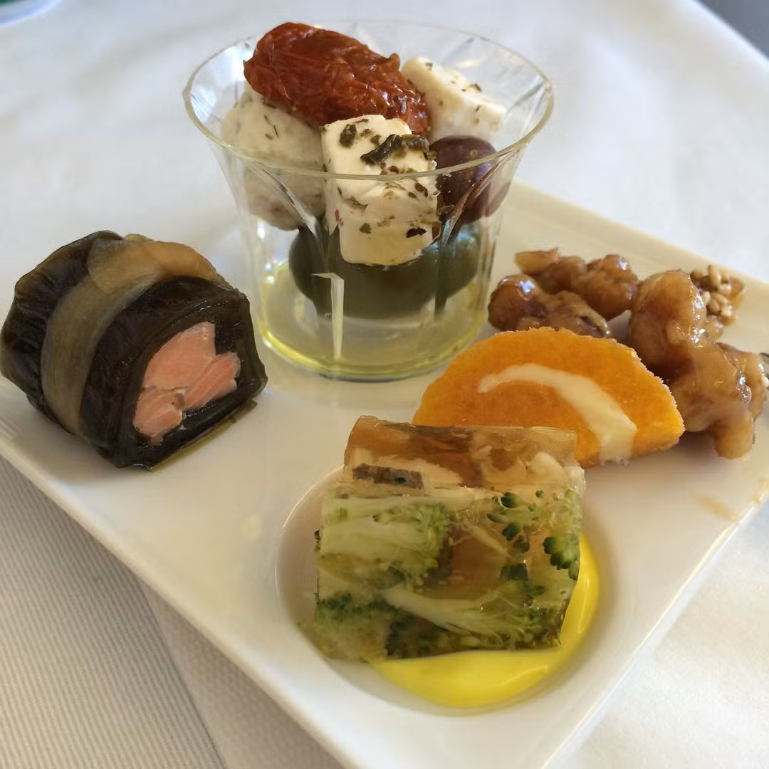 Món ăn phong cách Nhật của hãng hàng không ANA (Nhật Bản) bay tới Washington (Mỹ).