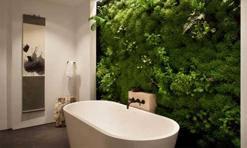 Những bức tường cây xanh trong nhà vừa giúp làm đẹp không gian sống, vừa đem lại cảm giác mát mẻ, thư giãn.