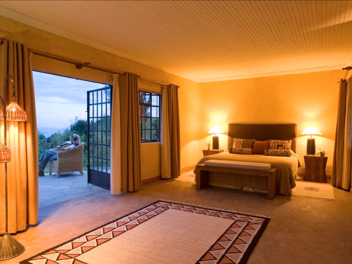 6. Sabyinyo Silverback Lodge, Vườn quốc gia Núi lửa, Rwanda: Khu nghỉ dưỡng 5 sao Sabyinyo Silverback Lodge ở Rwanda giúp bạn có cơ hội hiếm có mục sở thị những chú khỉ đột sinh sống trong môi trường tự nhiên.