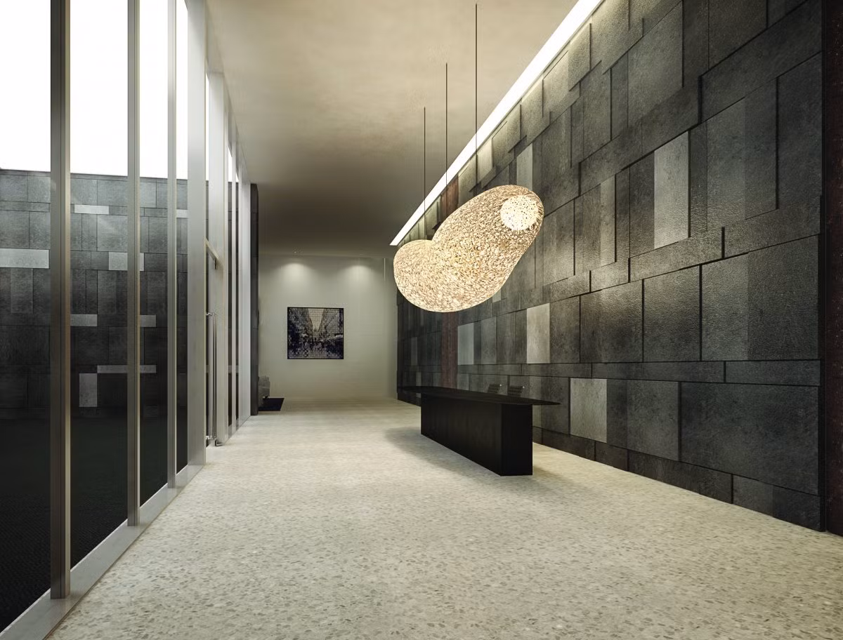 Với các tiện nghi như truy cập thang máy riêng, sân tennis, golf, rạp chiếu phim, chơi bowling và một câu lạc bộ bãi biển, đây thực sự là một tòa tháp chung cư thu hút sự quan tâm của đông đảo giới nghệ sĩ.