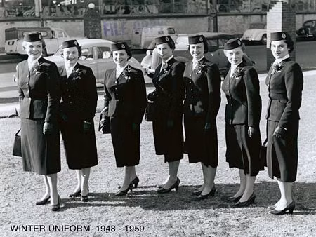 Đồng phục mùa đông giai đoạn 1948-1959.