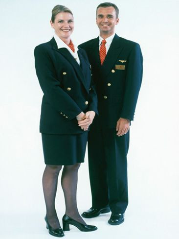 Đồng phục thanh lịch của các tiếp viên hàng không Qantas vào những năm giữa thập niên 90.