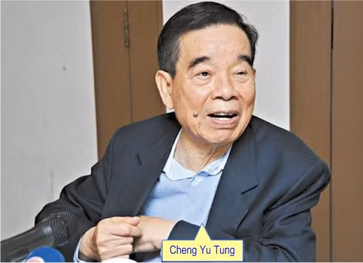 1. Cheng Yu-tung (90 tuổi), tài sản 19,6 tỷ USD: Cheng Yu-tung, Chủ tịch danh dự của hãng bán lẻ đồ trang sức lớn nhất thế giới Chow Tai Fook Jewellery Group. Với tài sản ước tính khoảng 19,6 tỷ USD, ông giàu gấp 3 lần đối thủ cạnh tranh Beny Steinmetz – người có số tài sản gần với ông nhất trong danh sách những đại gia kim cương giàu nhất thế giới. Tập đoàn Chow Tai Fook Jewellery ở Hong Kong ra đời vào năm 1938 và đến nay đã có một mạng lưới cửa hàng phân phối rộng lớn với hơn 1.800 cửa hàng trên toàn Trung Quốc.
